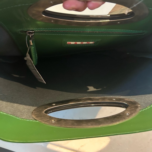Marni green patent leather bag - Picture 9 of 12